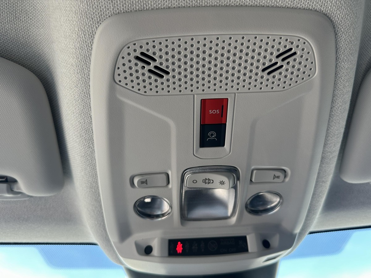 Citroën Ë-C4 (3)