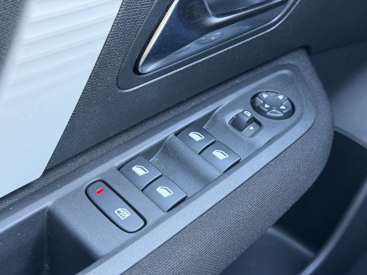 Citroën C4 (3)