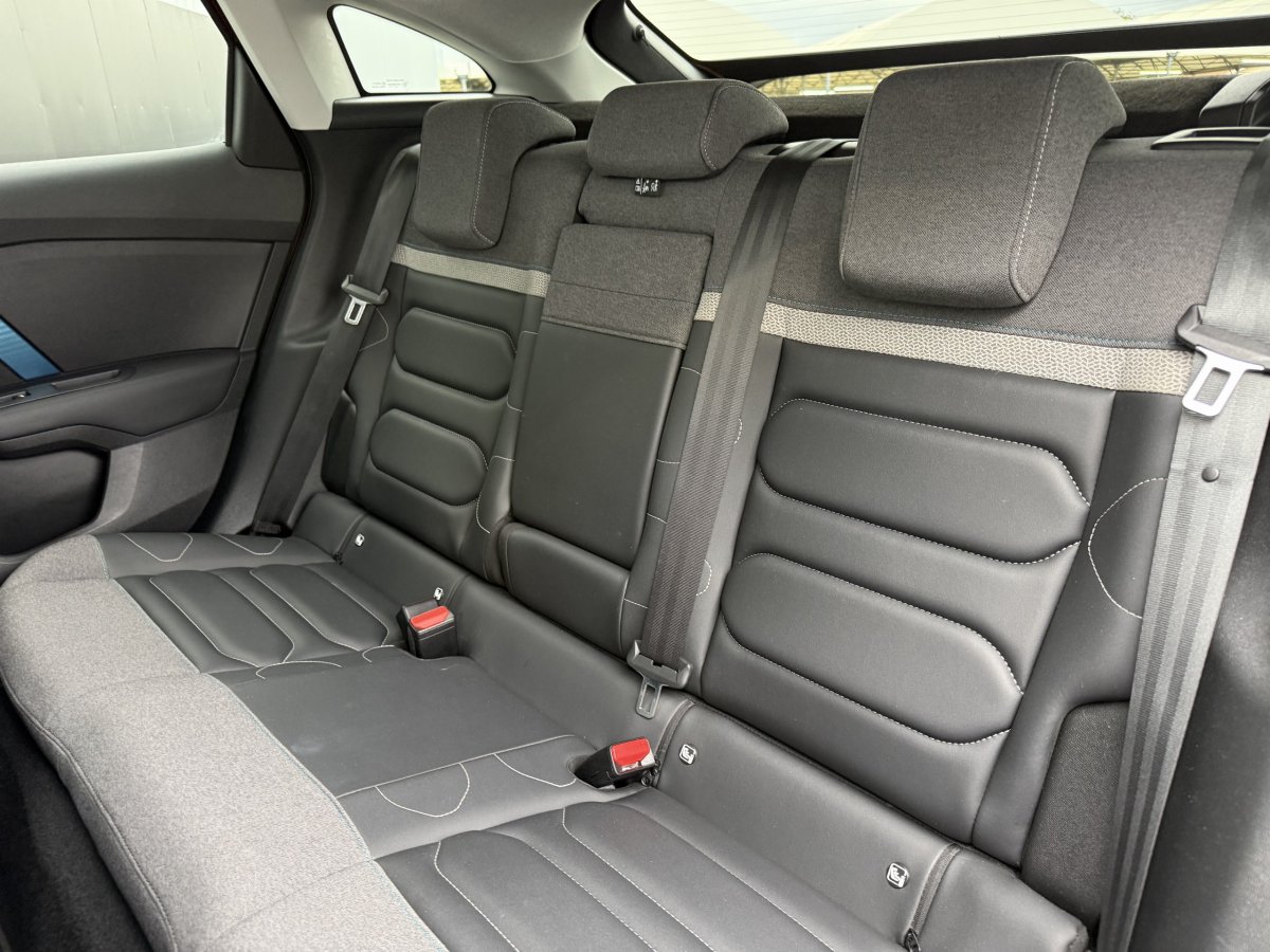 Citroën Ë-C4 (3)