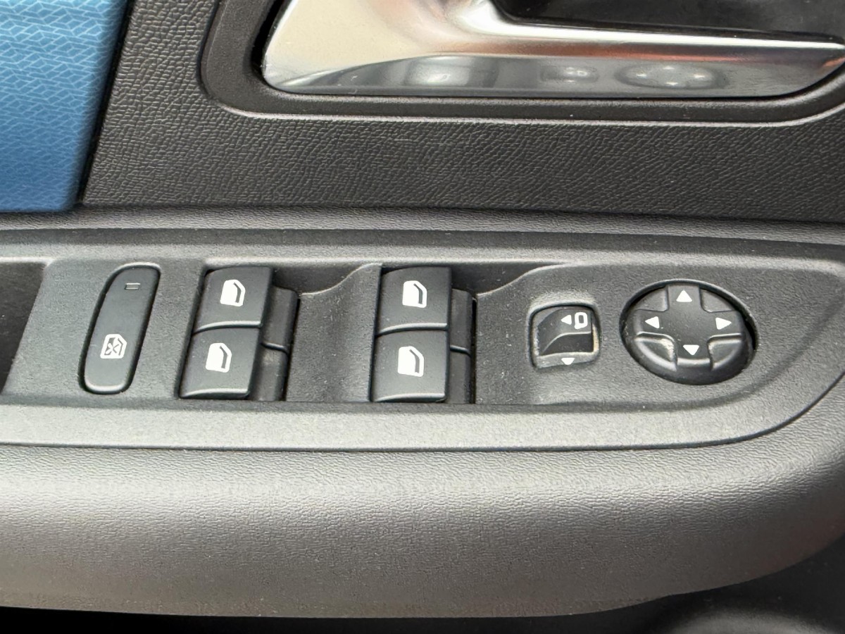 Citroën Ë-C4 (3)
