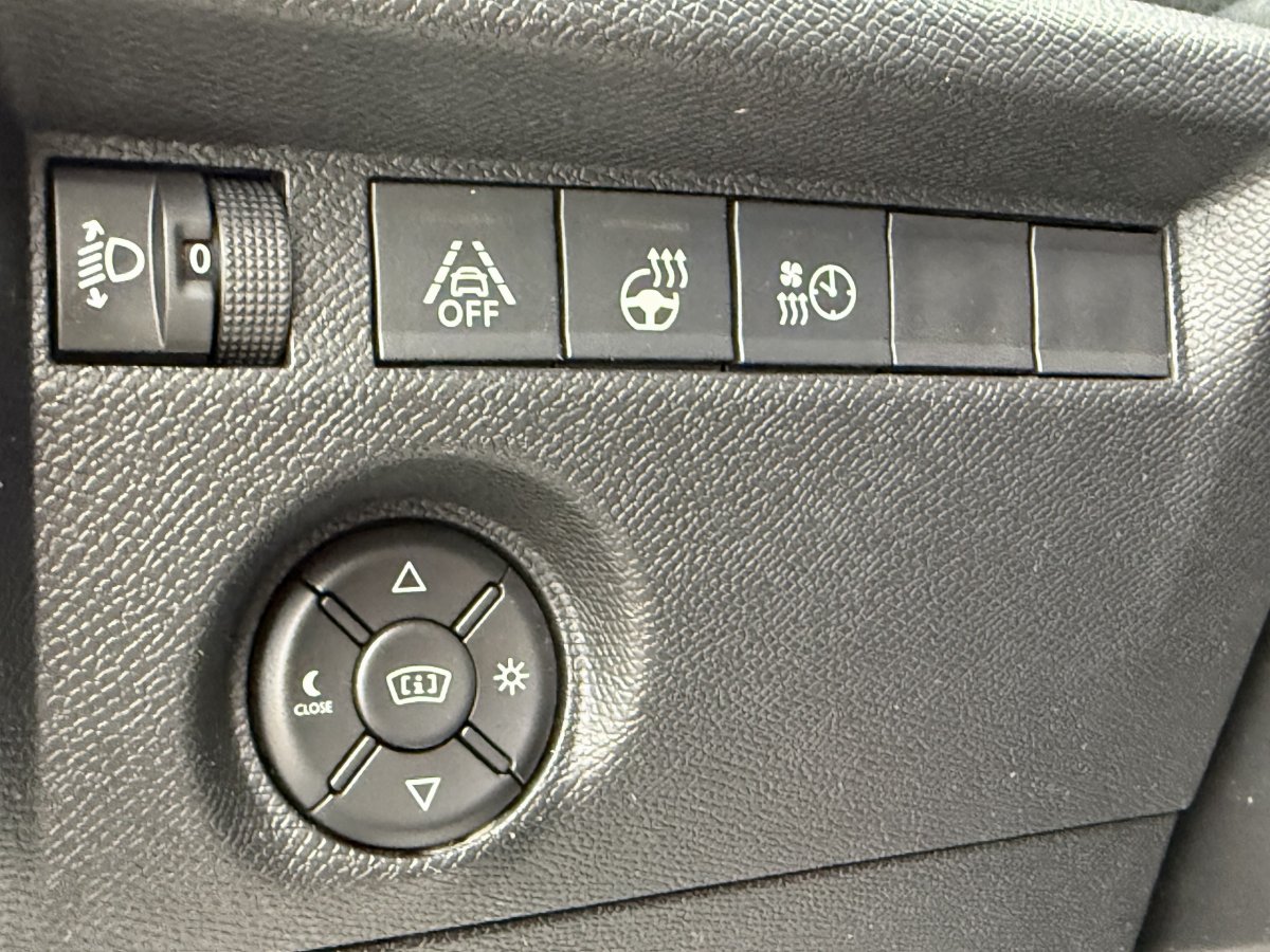 Citroën Ë-C4 (3)
